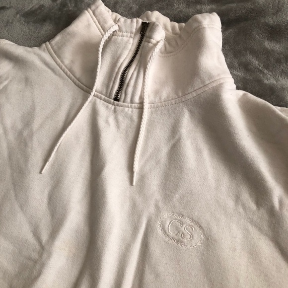 Cream Sweater - Picture 2 of 4